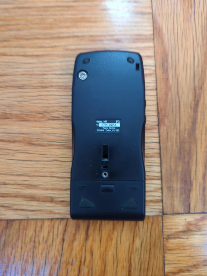 Rare Vintage Garmin eMap AM Handheld GPS Receiver/Navigator - Image 3 of 4