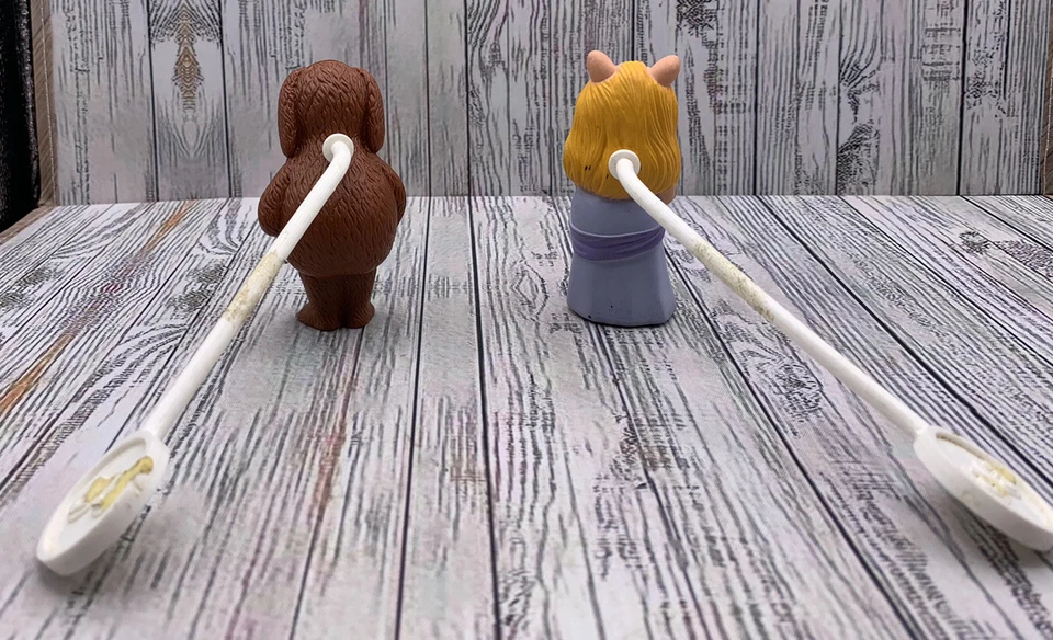 Figura de marioneta Rowlf Dog & Ms Piggy Stick The Muppet Show Fisher Price 1978 usada Foto 3 de 4