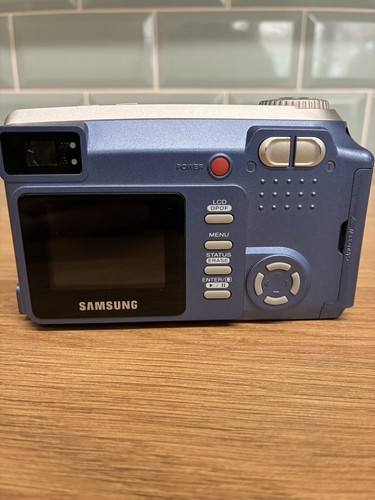 Samsung Digital Camera Digimax 210 2.1MP Silver Tested + Case + 32MB Memory Card - Picture 12 of 19