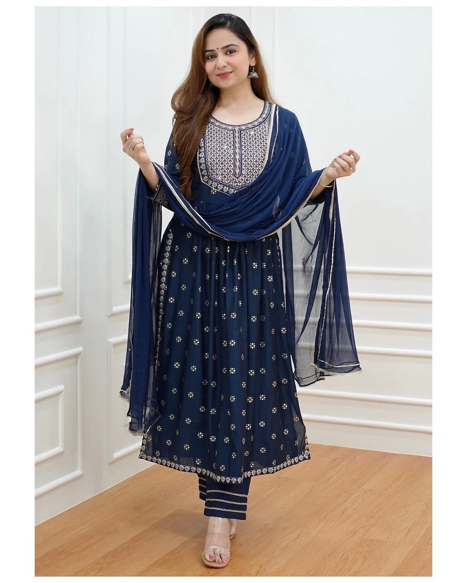 Best dress to gift girlfriend 2025