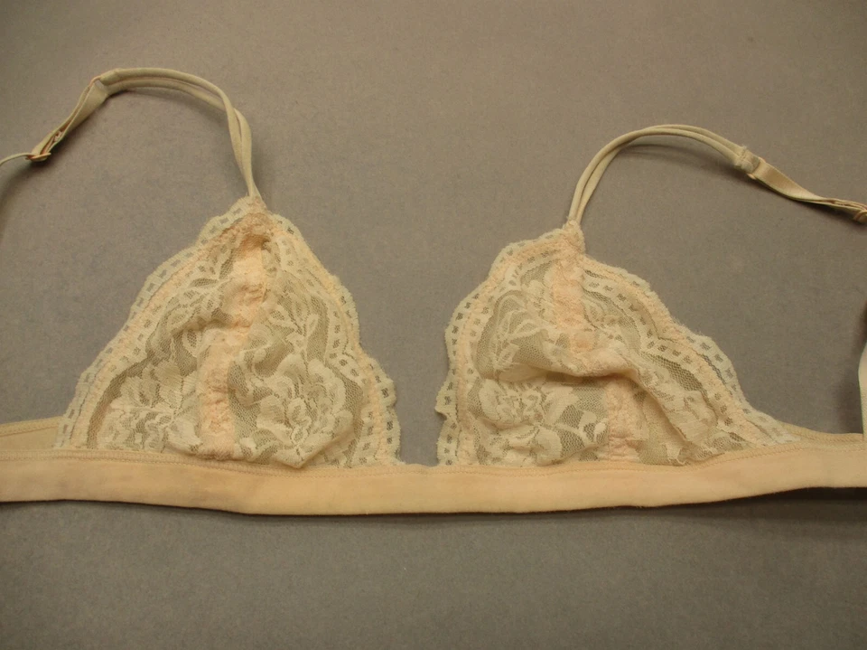 Anemone Size M/L Womens Beige Lace Unlined Wireless Back Closure Bralette Bra 2J - Image 2 of 4
