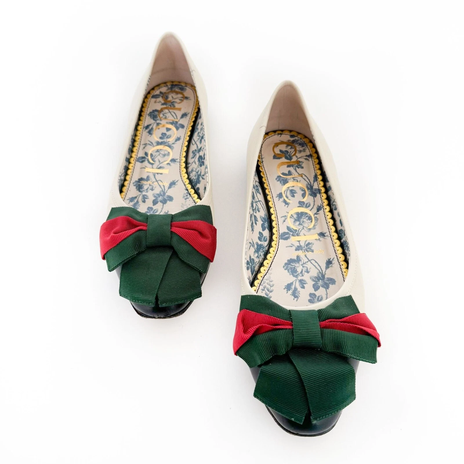 Ballerines Gucci Sylvie Web Stripe EU 37 US 7 ivoire bicolore bout bonnet ballerine