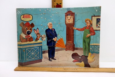 VTG Sealed NEW Captain Kangaroo Framed Tray Puzzle 10'' x 14''