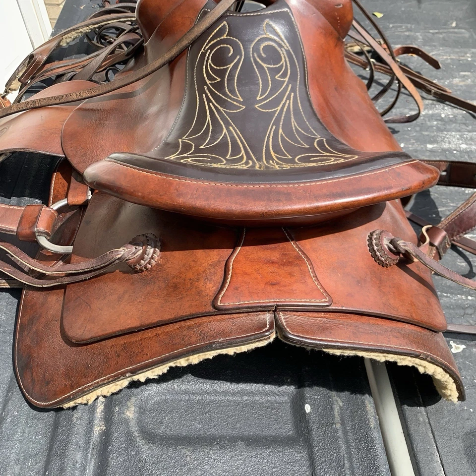 Colorado Saddlery Roping Saddle And Tack 15.5” Asiento Bien Cuidado, Usado en Excelente Condición Foto 4 de 4