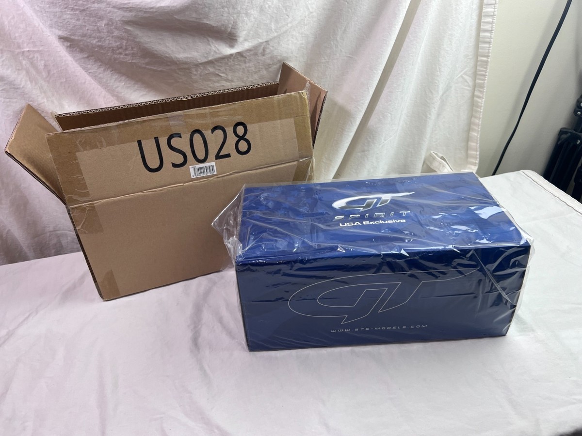 NIB 1/18 SCALE MODEL GT SPIRIT CORVETTE C8 Red *1ST PHOTO IS A 