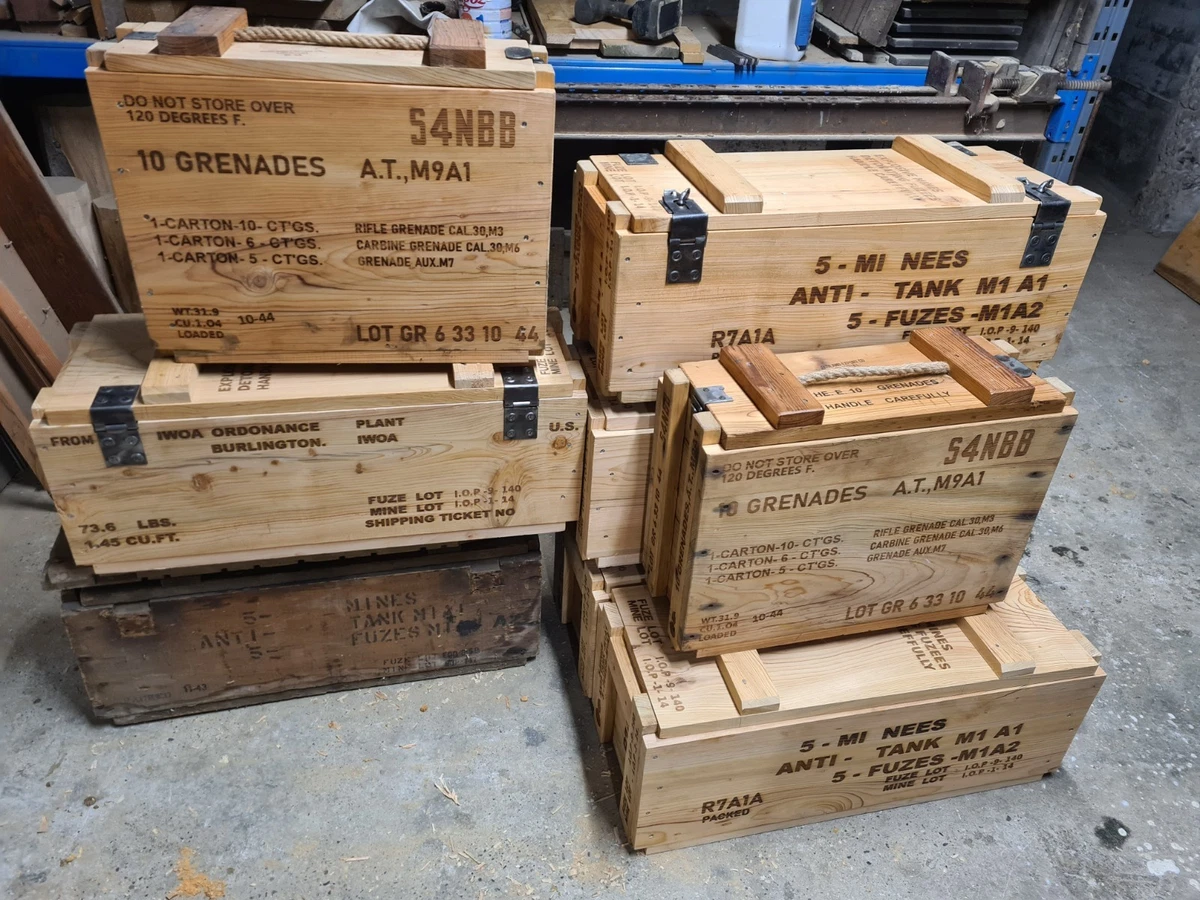 Boite Caisse de Munition Militaire Calibre .50 Usagé - Surplus D'Armée Général
