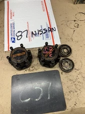1987 1995 Nissan Pathfinder Auto Locking Hub Assembly Oem Lockout 4x4 2 Pieces