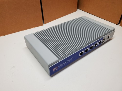 Checkpoint U-5 Office Security 5-Port Ethernet Firewall VPN Switch - Picture 4 of 7