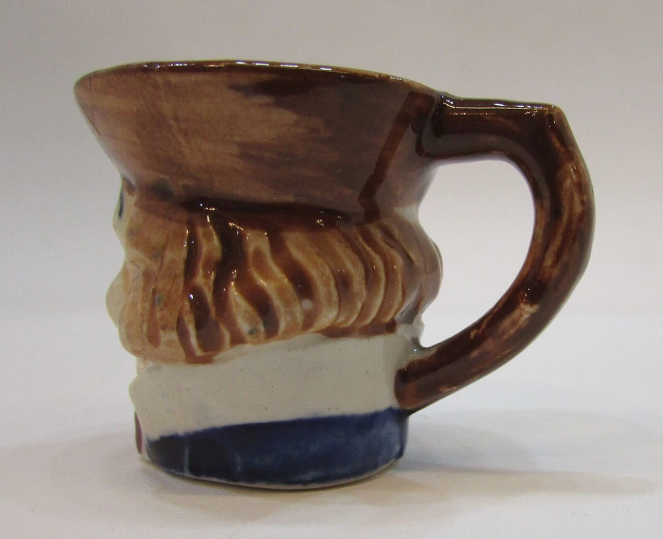 复古 20 世纪 40 年代末日本陶瓷微型 2 英寸手绘托比马克杯人 — 第 3/4 张图片