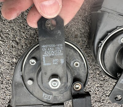 2023 2024 Subaru Outback HIGH & LOW TONE HORN SET x2 HM273100-1830