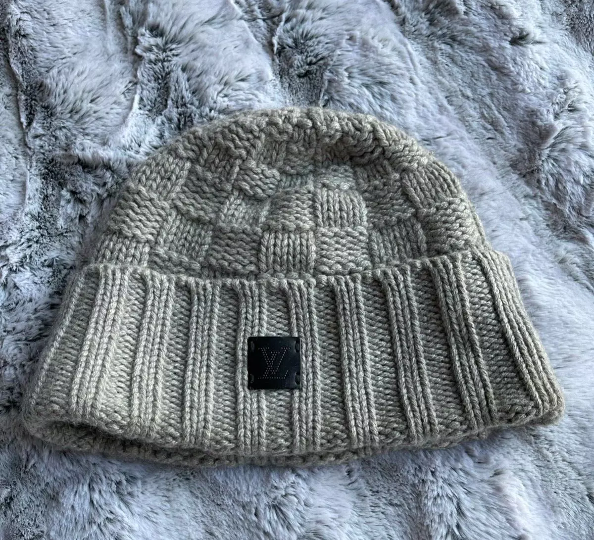 LOUIS VUITTON DAMIER BONNET HELSINKI KNIT HAT/BEANIE GRAY | BRAND NEW