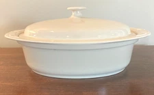 Longaberger Woven Traditions Pottery 3 Quart Oval Casserole Roaster W/Lid Ivory
