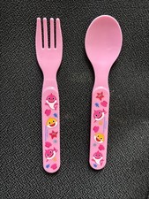 The Pinkfong Co. Girls spoon and fork baby shark