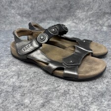 TAOS Eden 2 Silver Pewter Sandals Womens Size 10 Strap Flat Comfort Boho Beach