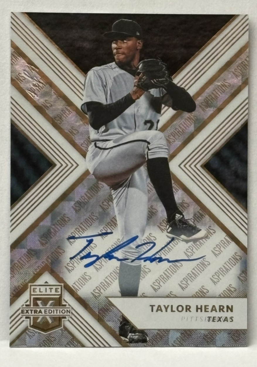 2018 Elite Extra Edition Taylor Hearn Aspirations Gold Autograph 1 of 1