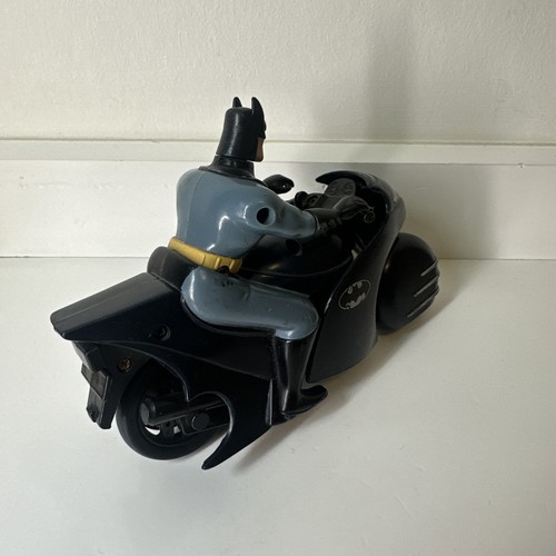 Batman Figur 1992 DC Comics Actionfigur Batman - Bild 3 von 5