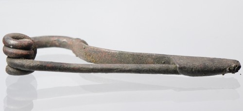 Spätkeltische Eisenfibel, 1. Jh. v. Chr. TOP ERHALTUNG - Bild 6 von 7