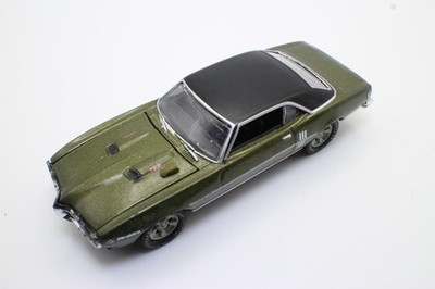 M2 Machines 1968 Pontiac Firebird 400 Green Black Vinyl Top 1:64 Castline Loose