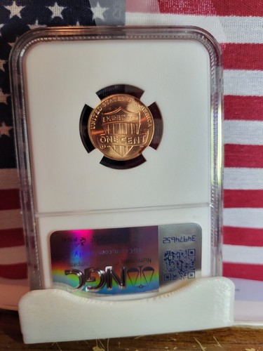 2023 Extra "V" ""2026 Red Book Estimates Only 3,000 Minted"" **NGC MS 65 Red** - Picture 2 of 5