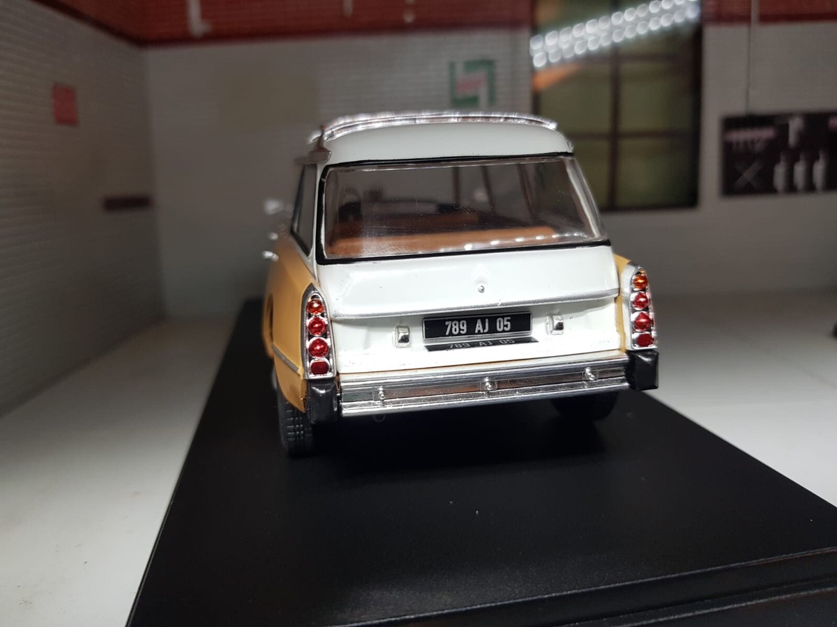 【CITROEN コレクション 1/24】CITROEN ID19 BREAK 1:24 Citroen ID19 Break Hachette Citroën Collection Diecast