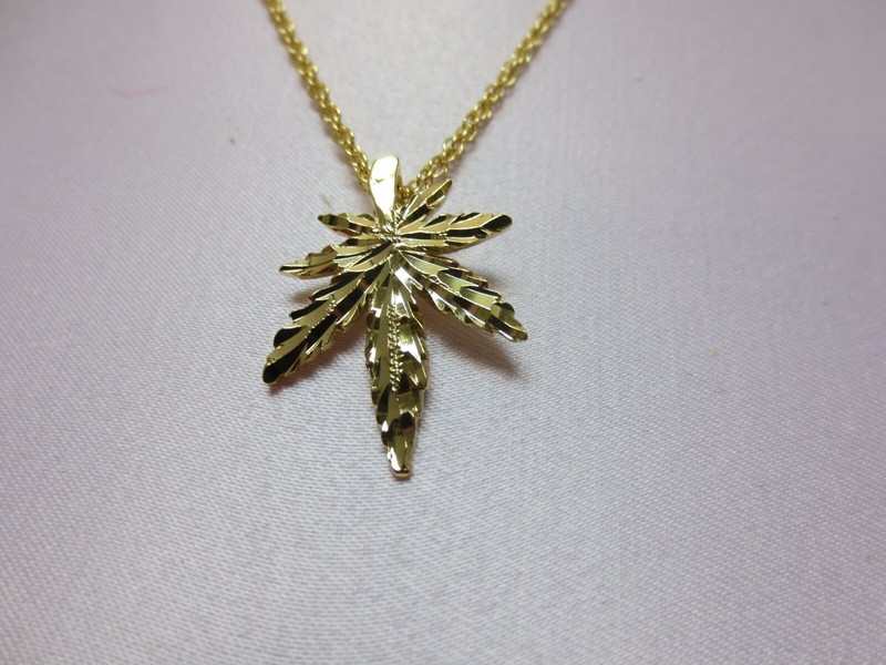 Gold Plated Pot Leaf Charm &18" 14kt Gold Plated Rope Chain Set- 116 - Product main view