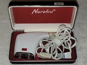 Vintage Norelco Double Headed Electric Travel Shaver  W/ Box TESTED WORKING