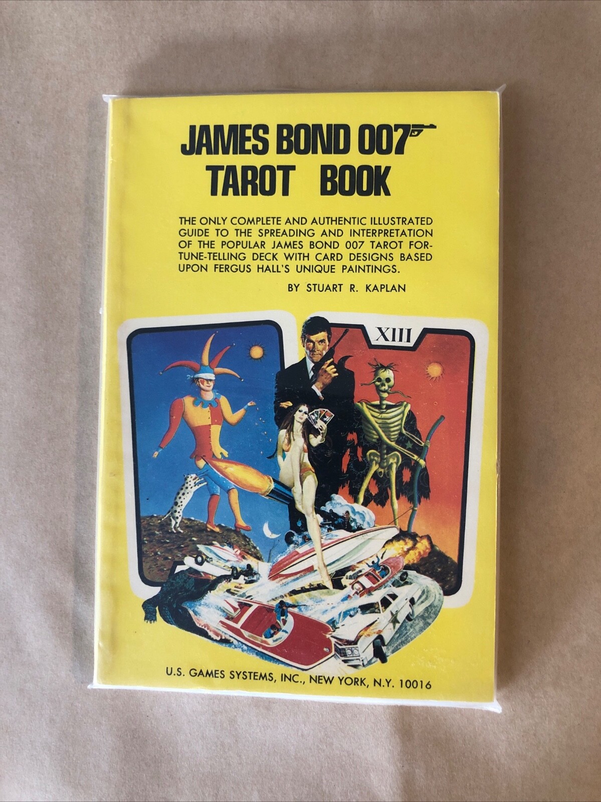 1973 James Bond 007 Tarot Book by Stuart R Kaplan with Fergus Hall Art