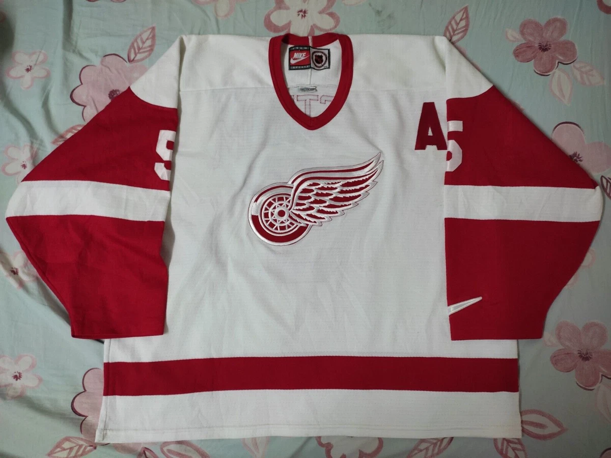 NHL Detroit Red Wings Lidstrom #5 Jersey Size Small