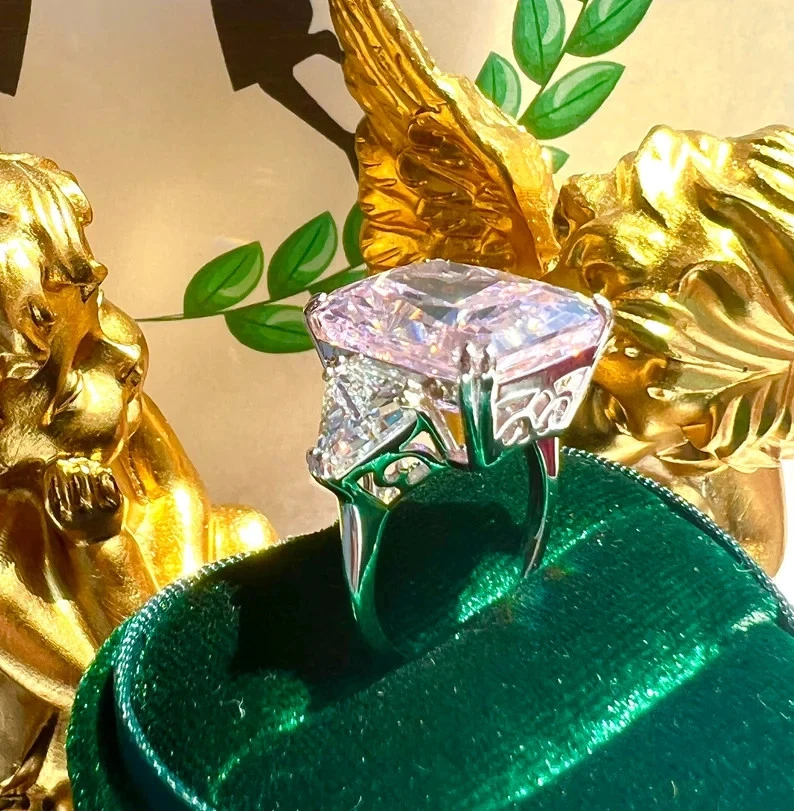 Anillo de compromiso de diamantes moissanita rosa radint de 12 quilates regalo para mujer en plata Foto 4 de 4