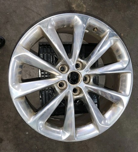 13 14 15 XTS 19X8-1/2 OPT RT9 19