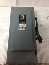 SQUARE D H361 30 AMP 600 VOLT 3 PHASE FUSIBLE INDOOR DISCONNECT..D-2154