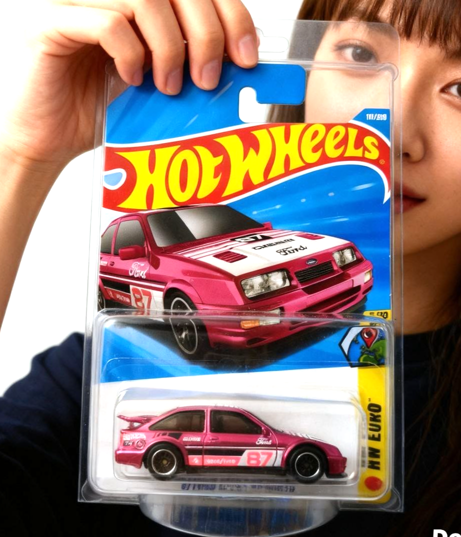 ホットウィール　FORDSIERRA COSWORTH　スーパートレジャーハント 2026 Hotwheels STH Ford Sierra Cosworth Super Treasure Hunt - In