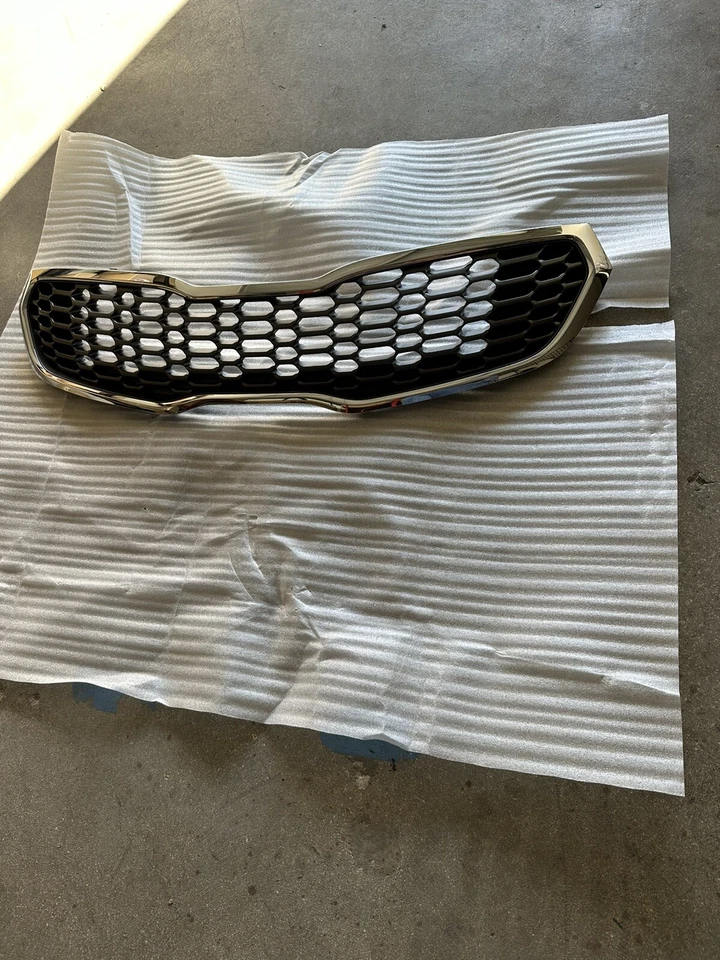PARAGOLPES DELANTERO REJILLA RADIADOR GENUINO Cromo ⭐OEM⭐ 2014-2016 Kia Forte 86350A7500 Foto 3 de 4