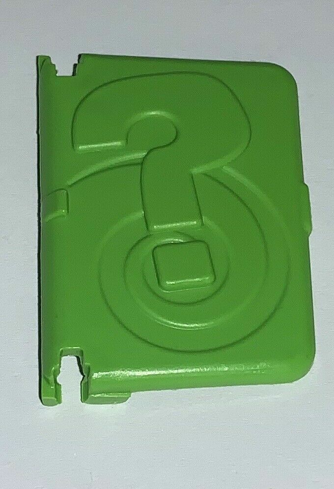 Guess Who Game 2013 2014Game HasbroReplacement Parts Pieces Green