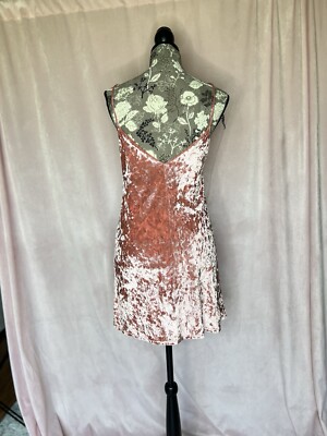 BlueBlush Crushed Velvet Top Size Small