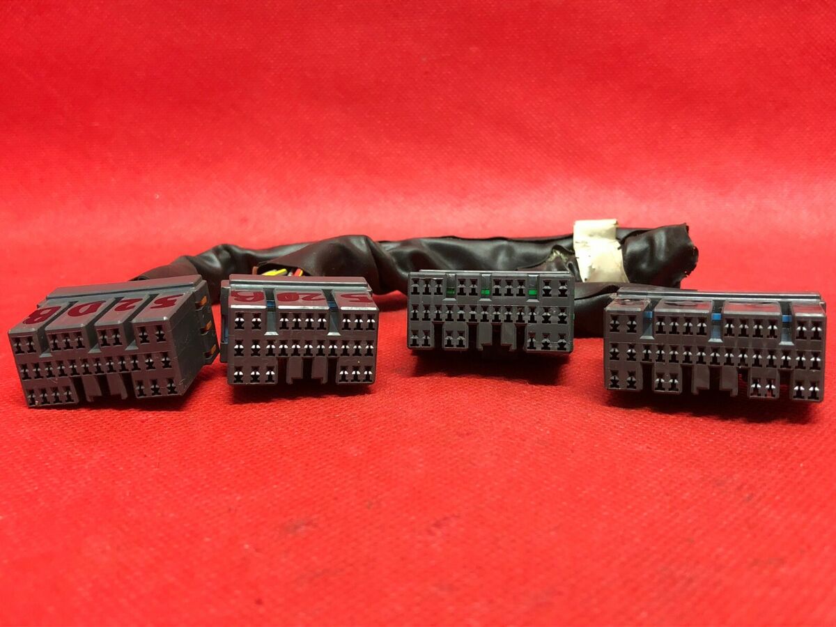 01 02 Suzuki Grand VITARA Xl7 MT Engine Control Computer ECU 01 02 Suzuki Grand VITARA Xl7 MT Engine Control Computer ECU