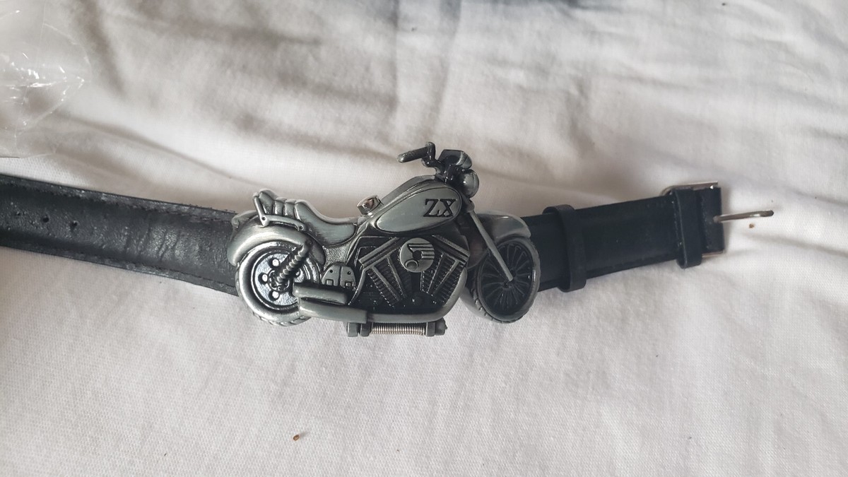 ❤︎ ZZY ZX Motorcycle Watch Silver Tone Black Genuine Leather