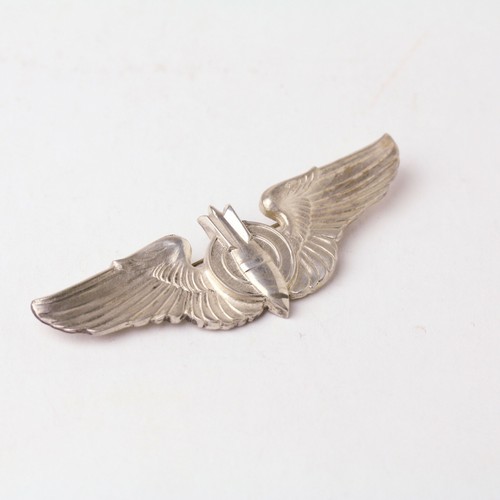 Alas de bombardero vintage de plata esterlina de la Segunda Guerra Mundial de la Fuerza Aérea de EE. UU. - Imagen 2 de 5