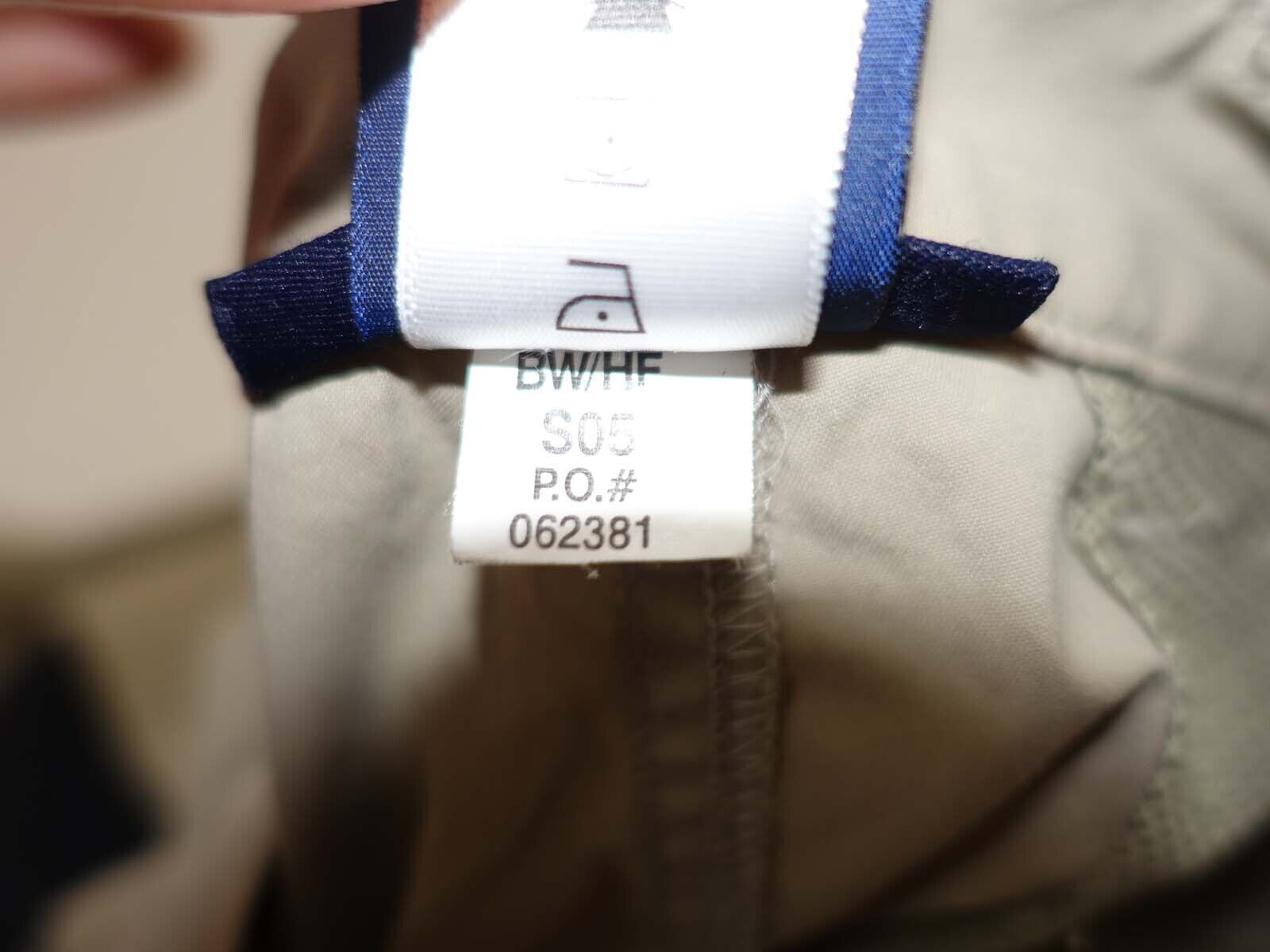 ExOfficio Men's Hiking Cargo Pants 36 x 28.5 Khaki Beige Flat Front Nylon Slacks