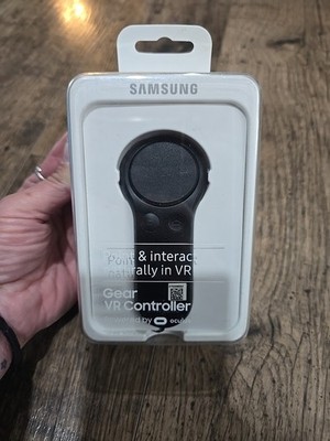 SAMSUNG Gear Virtual Reality VR GENUINE Remote Controller