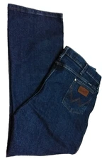 Men's 40X32 Wranglers, Slim Fit Cowboy Cut Performance Flex Blue Jeans, 36MAVMR