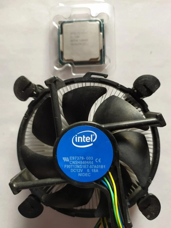 Intel Celeron G4930 3.20 GHz LGA 1151  CPU Processor SR3YN - Imagen 4 de 4