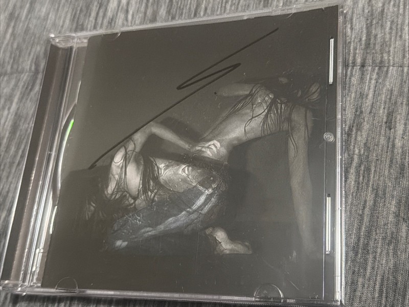 Sofia Isella SIGNED CD!  Something Is A Shell / AUTOGRAPHED / Mint