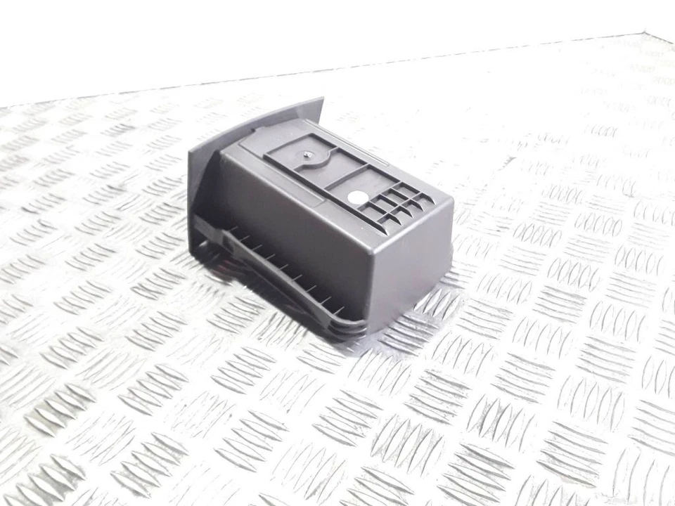 Opel Zafira C 2013 Staufach Ablagefach 498951029 TRA57857 - Image 3 of 4