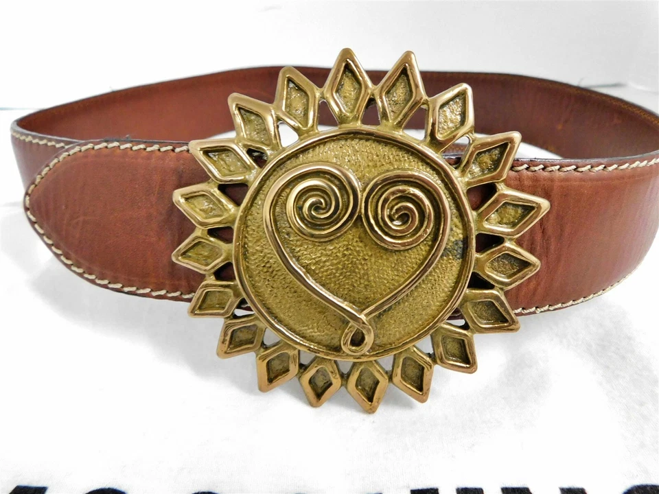 Moschino Redwall Italy sz 40 euro Brown Leather Sun Heart Love Belt - Image 2 of 4
