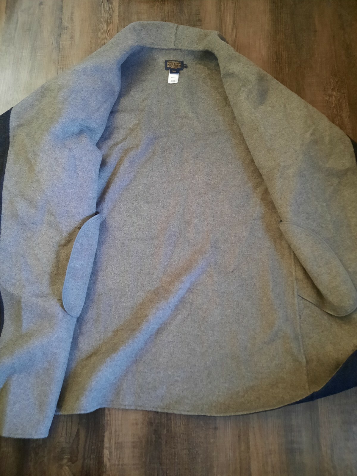 PENDLETON GRAY lapel WRAP LONG COAT missing belt - image 3