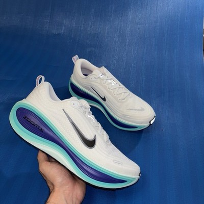 Size - 10.5 Nike Vomero Plus White/Bright Concord/Hyper Turquoise HV8150 104 New