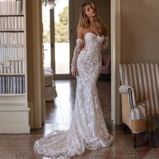Fashionable Sweetheart Wedding Gown Lace Appliques Three Quarter Sleeves Zipper
