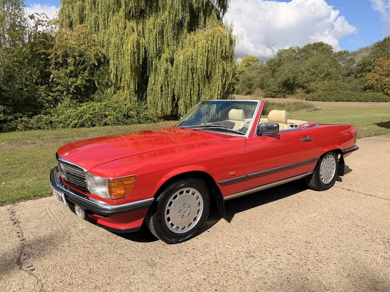 1988 Mercedes Benz R107 300 SL Convertible