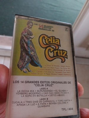 SUPERSTAR Celia Cruz ''Los 14 Grandes Exitos Originales'' VG Cassette preown 1975